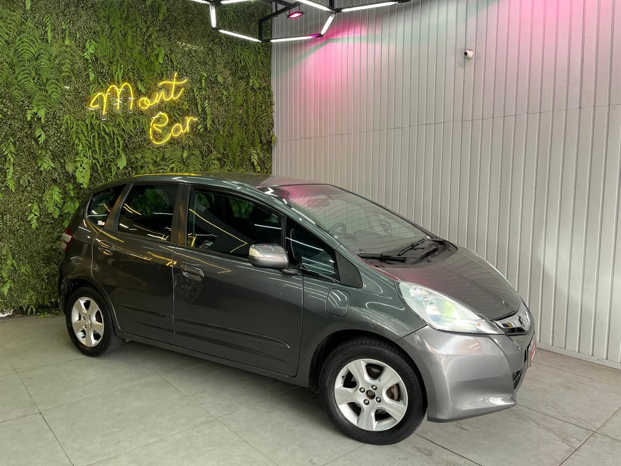 //www.autoline.com.br/carro/honda/fit-15-ex-16v-flex-4p-automatico/2014/osasco-sp/24047234