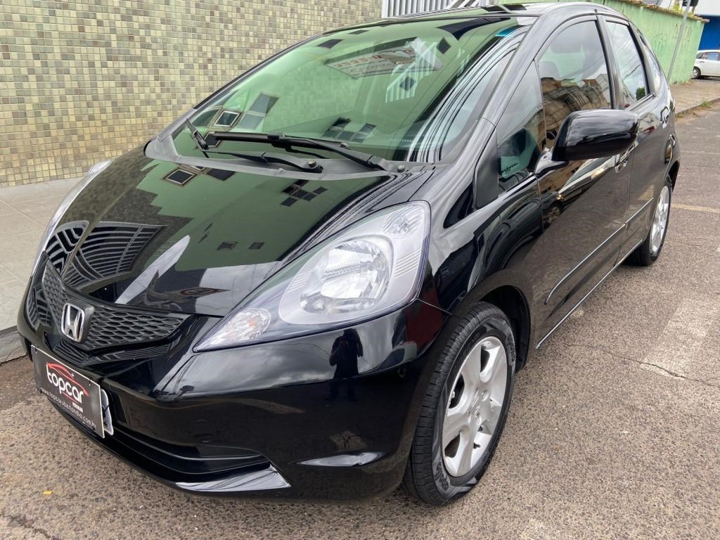 //www.autoline.com.br/carro/honda/fit-14-lx-16v-flex-4p-automatico/2012/uberlandia-mg/24228458