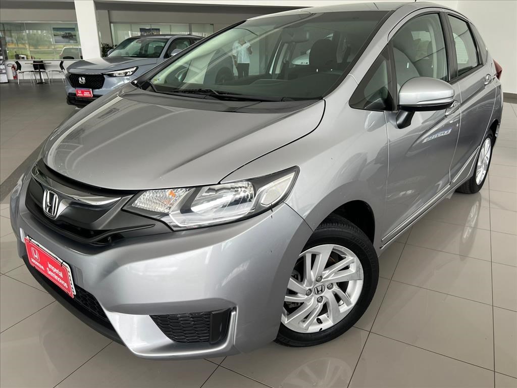 //www.autoline.com.br/carro/honda/fit-15-lx-16v-flex-4p-manual/2017/salvador-ba/24294309