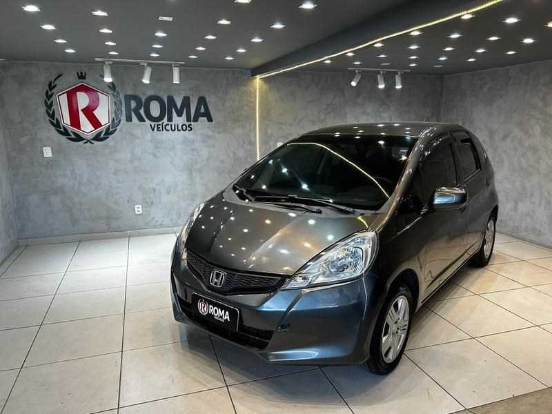 //www.autoline.com.br/carro/honda/fit-14-dx-16v-flex-4p-manual/2013/serra-es/24309544