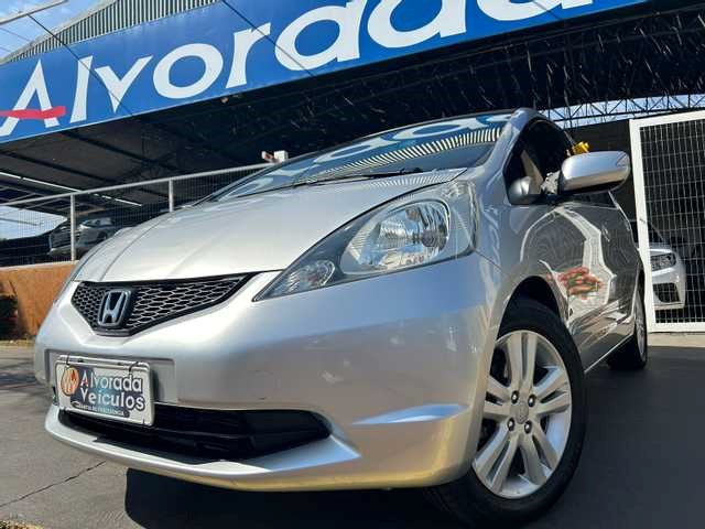 //www.autoline.com.br/carro/honda/fit-15-ex-16v-flex-4p-automatico/2011/tres-lagoas-ms/24494510