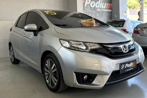 //www.autoline.com.br/carro/honda/fit-15-ex-16v-flex-4p-cvt/2015/tres-rios-rj/24526188