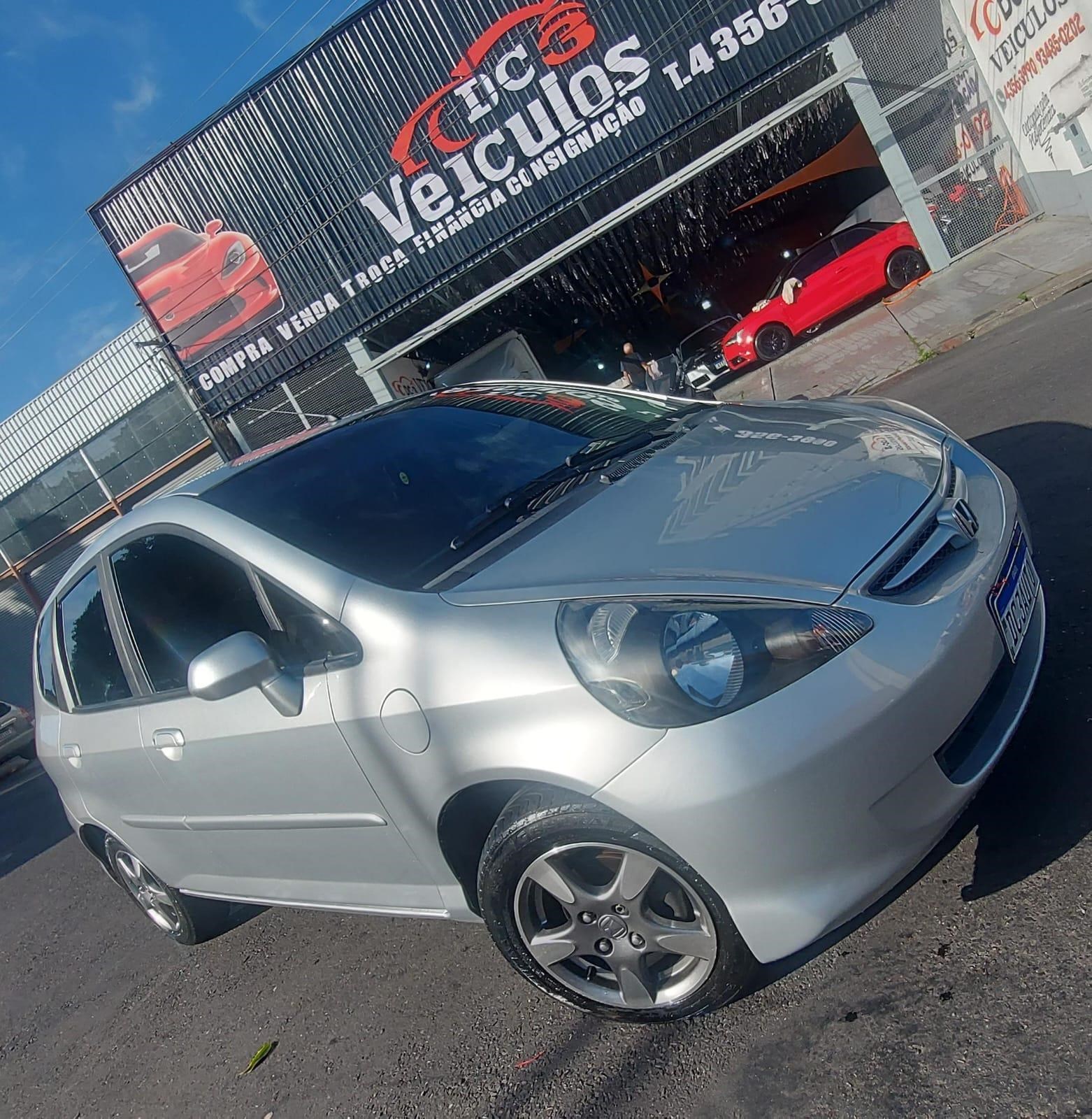 //www.autoline.com.br/carro/honda/fit-14-lx-8v-flex-4p-manual/2008/sao-bernardo-do-campo-sp/24609503