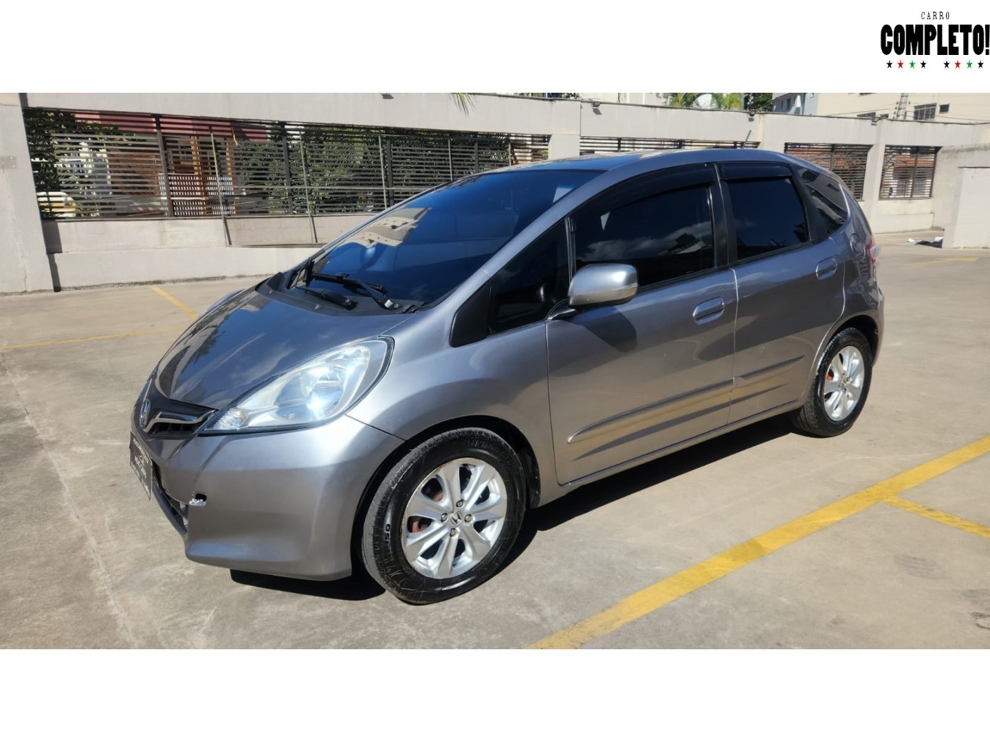 //www.autoline.com.br/carro/honda/fit-14-lx-16v-flex-4p-automatico/2013/belo-horizonte-mg/24613891