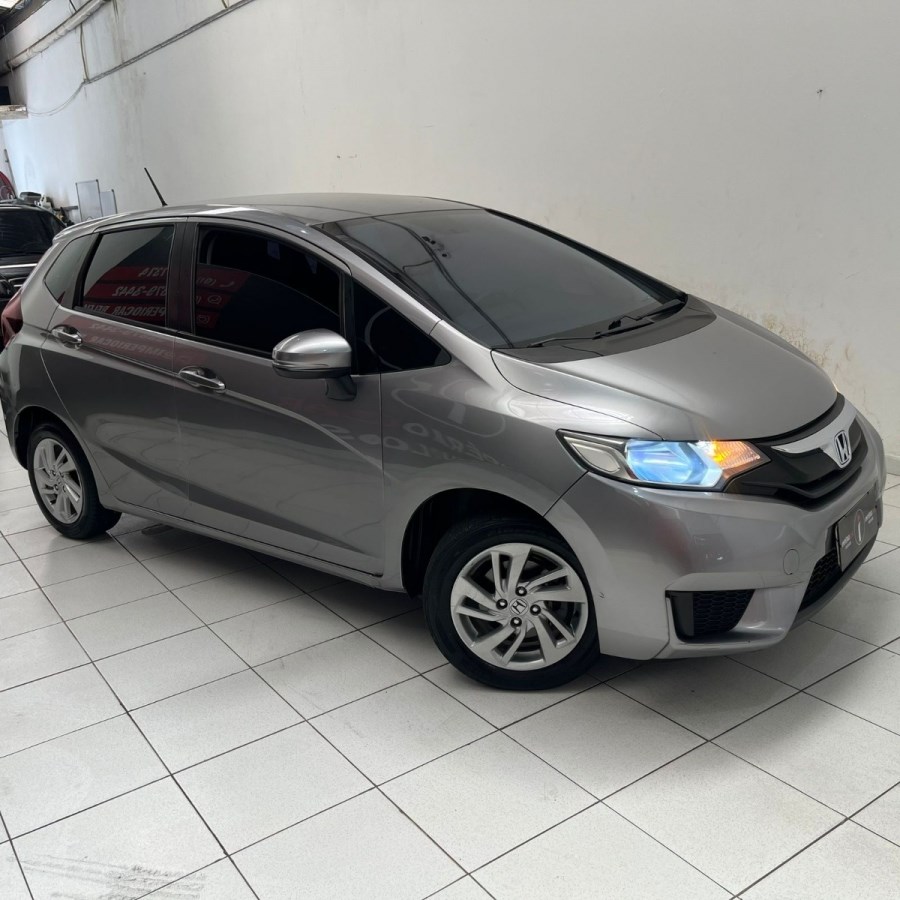 //www.autoline.com.br/carro/honda/fit-15-lx-16v-flex-4p-manual/2015/belem-pa/24640644