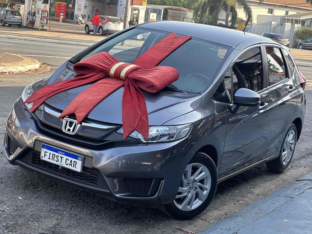//www.autoline.com.br/carro/honda/fit-15-lx-16v-flex-4p-cvt/2015/americana-sp/24733406