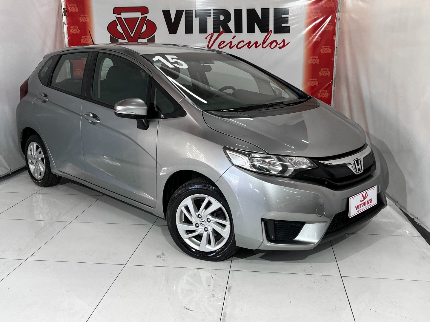 //www.autoline.com.br/carro/honda/fit-15-lx-16v-flex-4p-manual/2015/belo-horizonte-mg/24749113