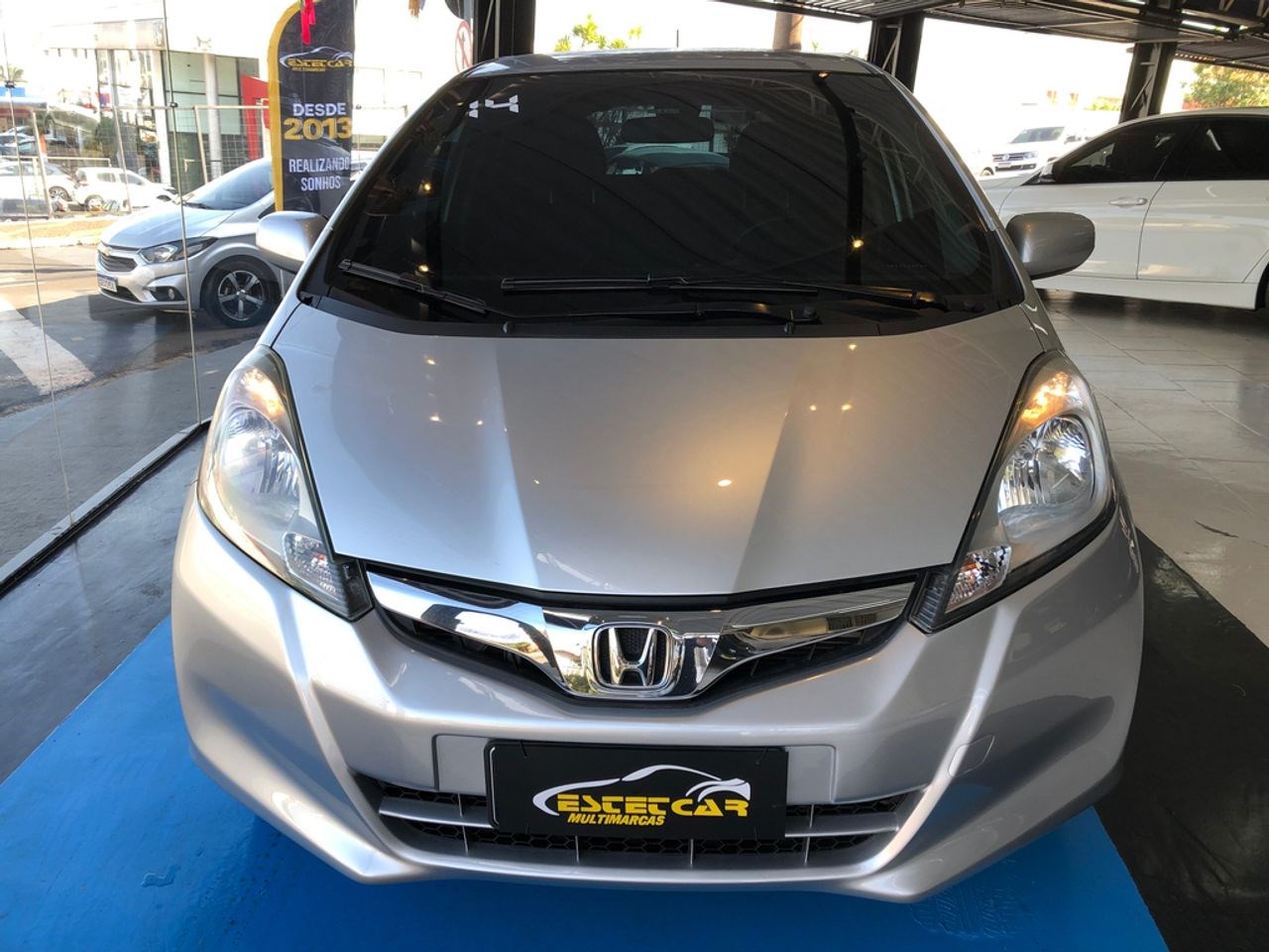 //www.autoline.com.br/carro/honda/fit-14-lx-16v-flex-4p-automatico/2014/americana-sp/24753241
