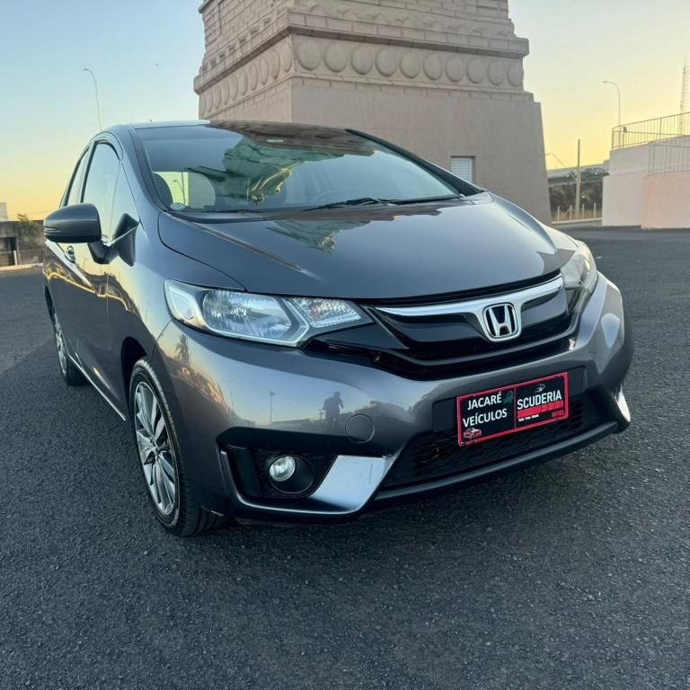 //www.autoline.com.br/carro/honda/fit-15-exl-16v-flex-4p-cvt/2015/uberlandia-mg/24869311