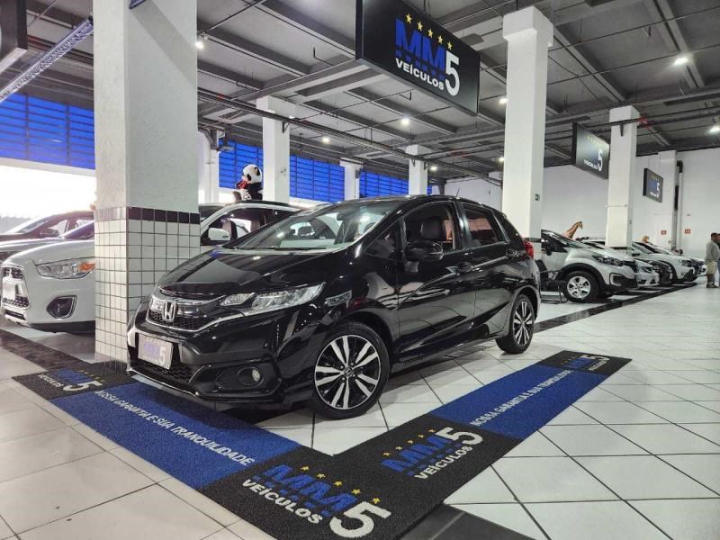 //www.autoline.com.br/carro/honda/fit-15-personal-16v-flex-4p-cvt/2019/sao-paulo-sp/24878806