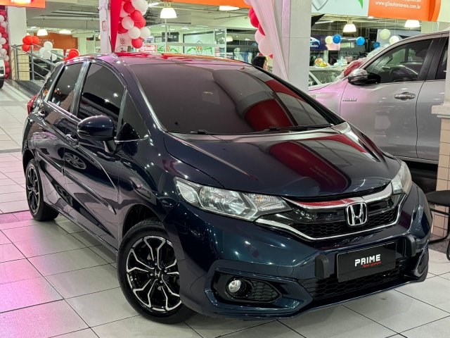 //www.autoline.com.br/carro/honda/fit-15-personal-16v-flex-4p-cvt/2018/osasco-sp/24924528