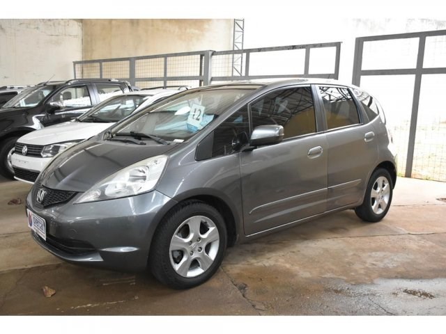 //www.autoline.com.br/carro/honda/fit-14-lx-16v-flex-4p-automatico/2012/sorocaba-sp/24932276