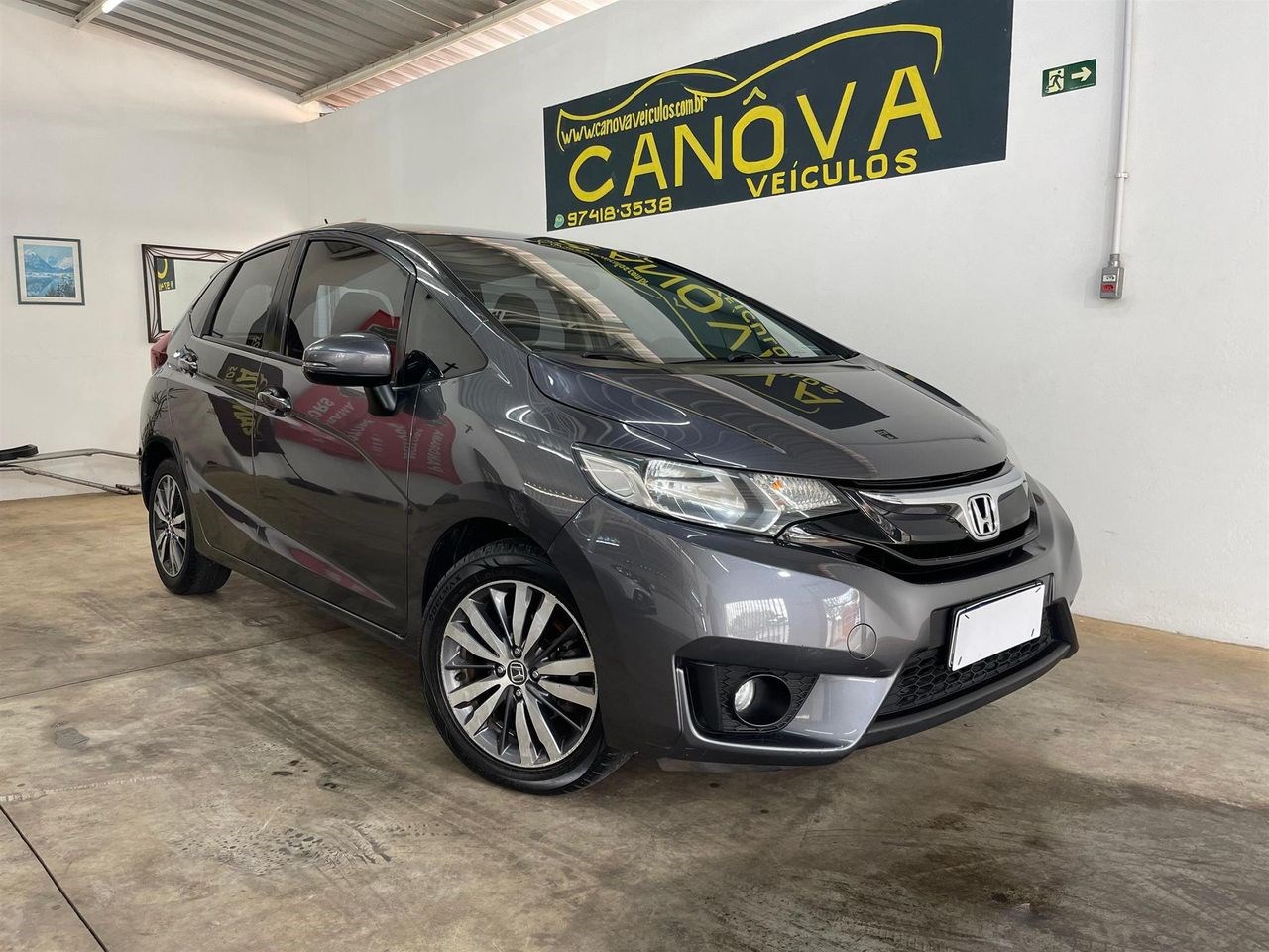 //www.autoline.com.br/carro/honda/fit-15-exl-16v-flex-4p-cvt/2015/limeira-sp/24933906