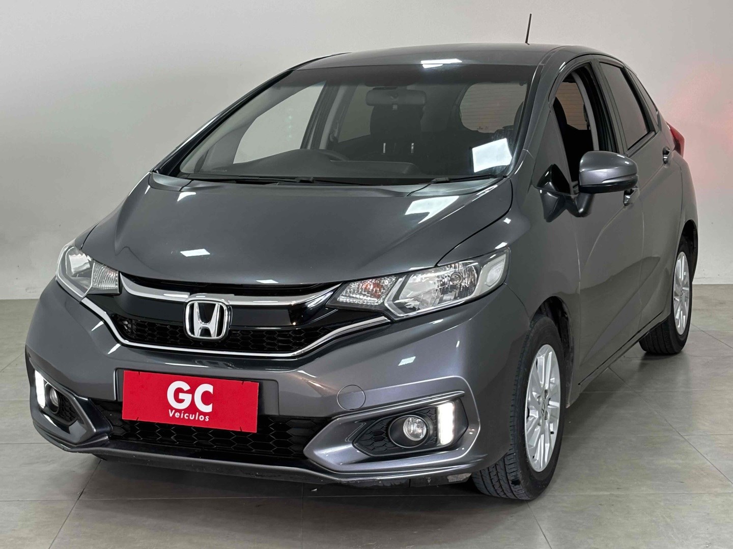 //www.autoline.com.br/carro/honda/fit-15-lx-16v-flex-4p-cvt/2020/sorocaba-sp/24934586