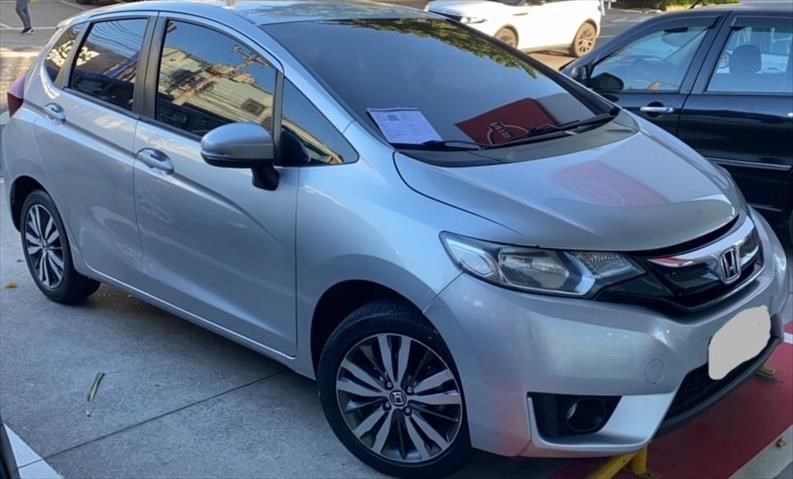 //www.autoline.com.br/carro/honda/fit-15-ex-16v-flex-4p-cvt/2016/guarulhos-sp/24967955