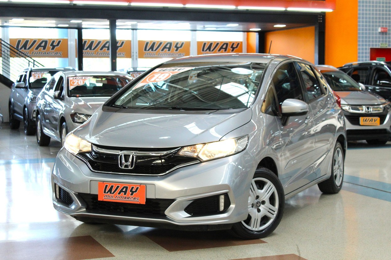 //www.autoline.com.br/carro/honda/fit-15-personal-16v-flex-4p-cvt/2019/santo-andre-sp/25006991