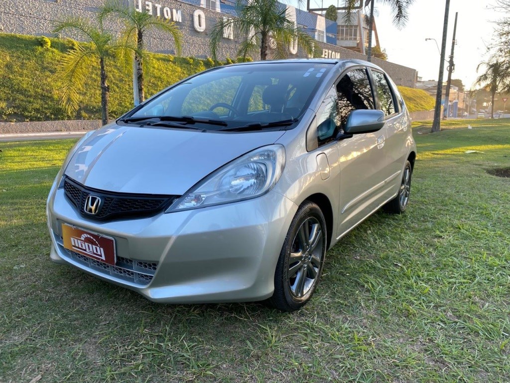 //www.autoline.com.br/carro/honda/fit-15-ex-16v-flex-4p-automatico/2011/sao-joao-de-meriti-rj/25011242