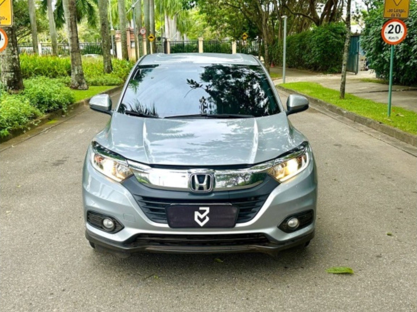 //www.autoline.com.br/carro/honda/hr-v-18-lx-16v-flex-4p-cvt/2021/rio-de-janeiro-rj/24615214