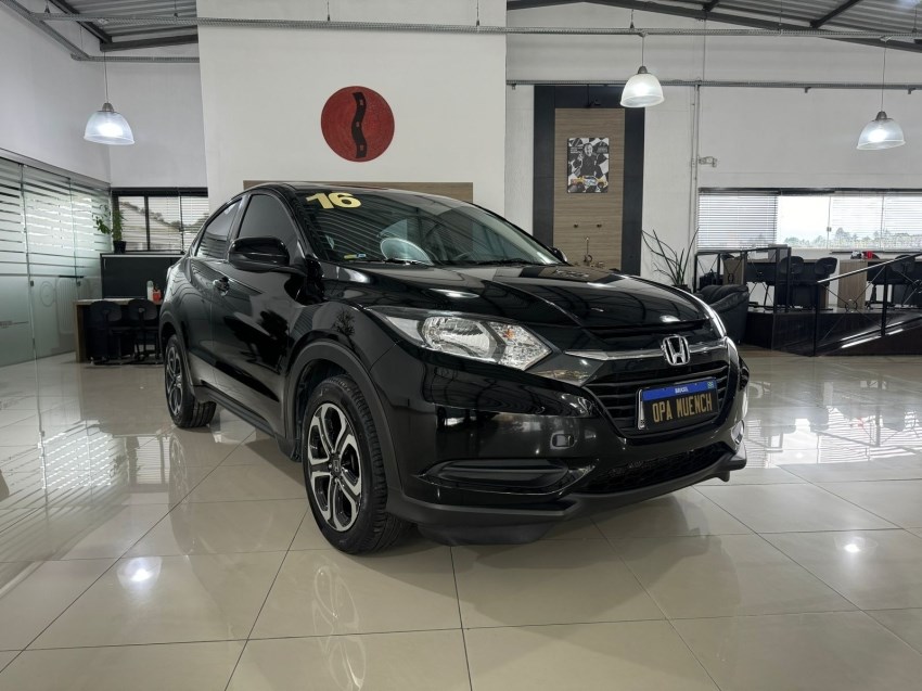 //www.autoline.com.br/carro/honda/hr-v-18-lx-16v-flex-4p-cvt/2016/sao-bento-do-sul-sc/24893130