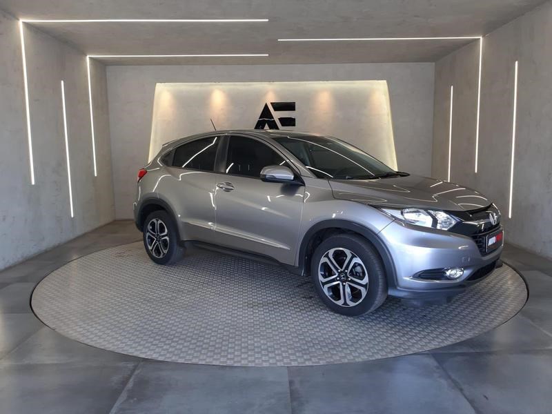 //www.autoline.com.br/carro/honda/hr-v-18-lx-16v-flex-4p-cvt/2016/brasilia-df/25023462