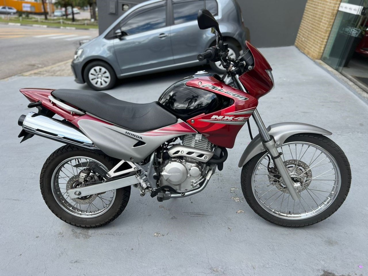 //www.autoline.com.br/moto/honda/nx-4-falcon-400-gas-mec-basico/2008/itatiba-sp/24127558