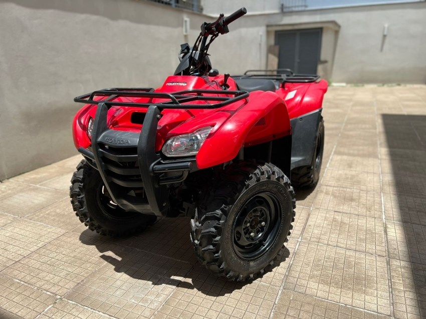 //www.autoline.com.br/moto/honda/trx-420-fourtrax-fm-4x4-quadriciclo/2012/caxias-do-sul-rs/24492804