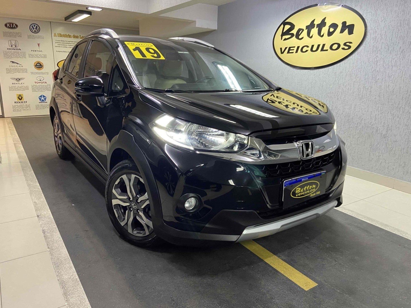 //www.autoline.com.br/carro/honda/wr-v-15-ex-16v-flex-4p-cvt/2019/niteroi-rj/24901370
