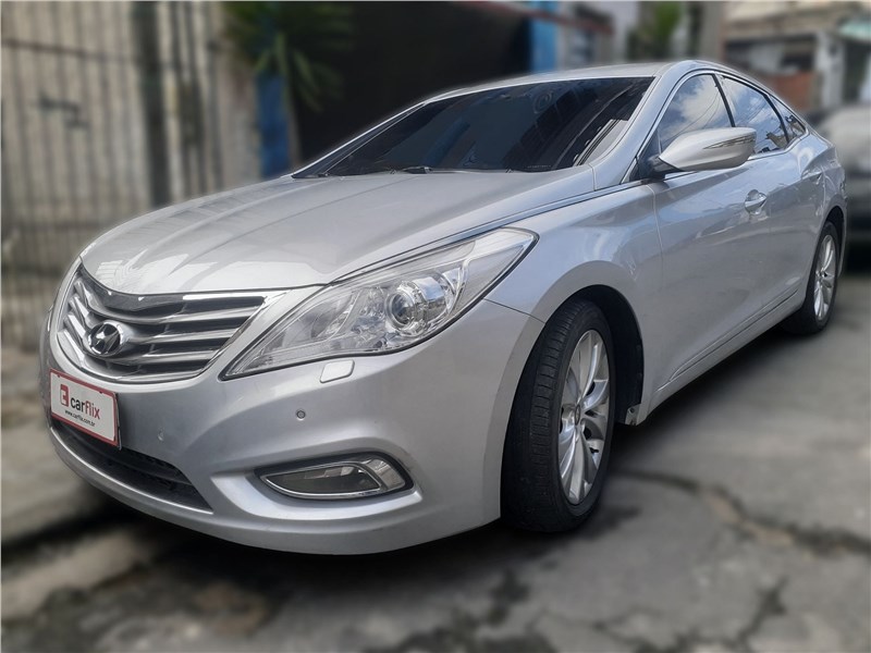 //www.autoline.com.br/carro/hyundai/azera-30-v6-gls-24v-gasolina-4p-automatico/2015/sao-paulo-sp/17226422