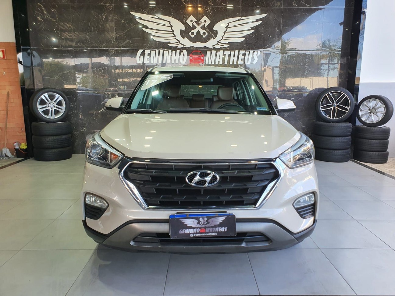 //www.autoline.com.br/carro/hyundai/creta-20-prestige-16v-flex-4p-automatico/2017/campos-dos-goytacazes-rj/24920553