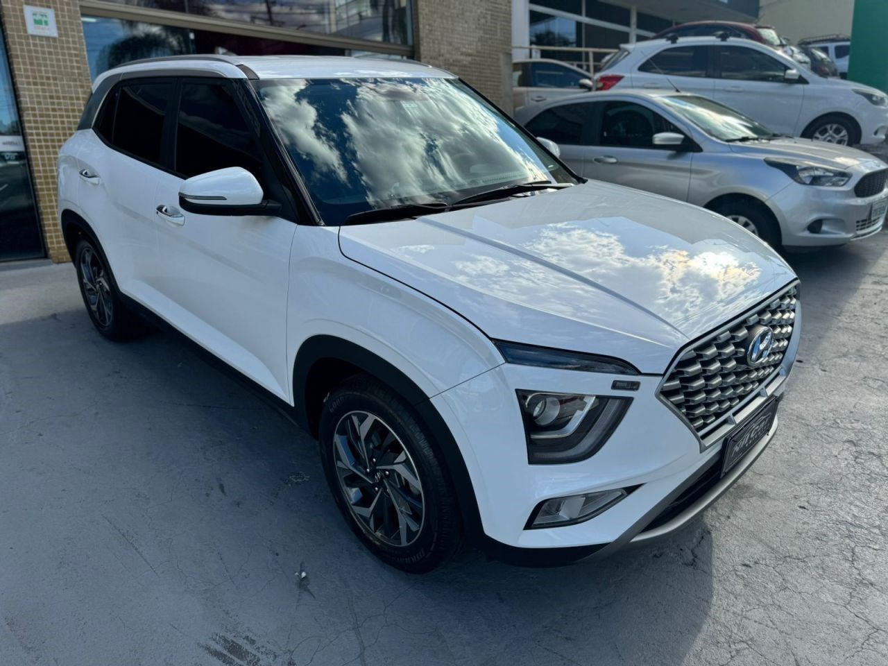 //www.autoline.com.br/carro/hyundai/creta-10-limited-12v-flex-4p-turbo-automatico/2022/itatiba-sp/24972894