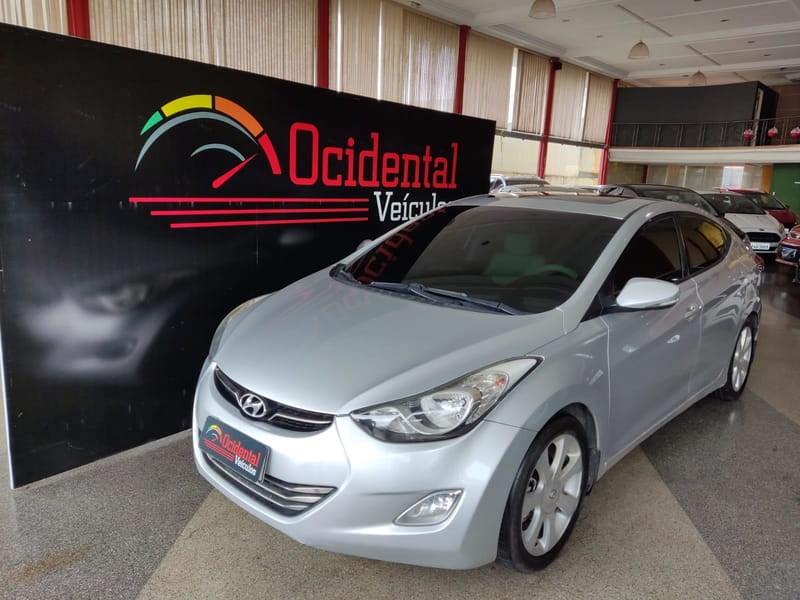 //www.autoline.com.br/carro/hyundai/elantra-18-gls-16v-gasolina-4p-automatico/2013/brasilia-df/16577449