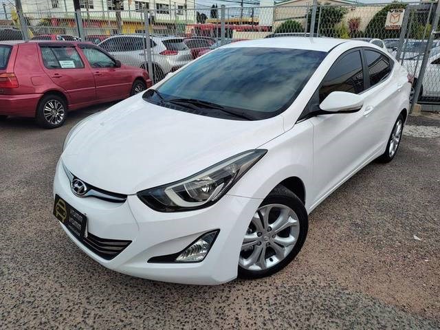 //www.autoline.com.br/carro/hyundai/elantra-20-gls-16v-flex-4p-automatico/2015/porto-alegre-rs/23316585