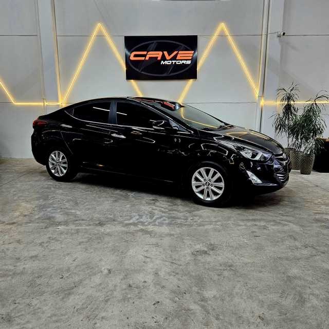 //www.autoline.com.br/carro/hyundai/elantra-20-gls-16v-flex-4p-automatico/2015/caxias-do-sul-rs/23420573