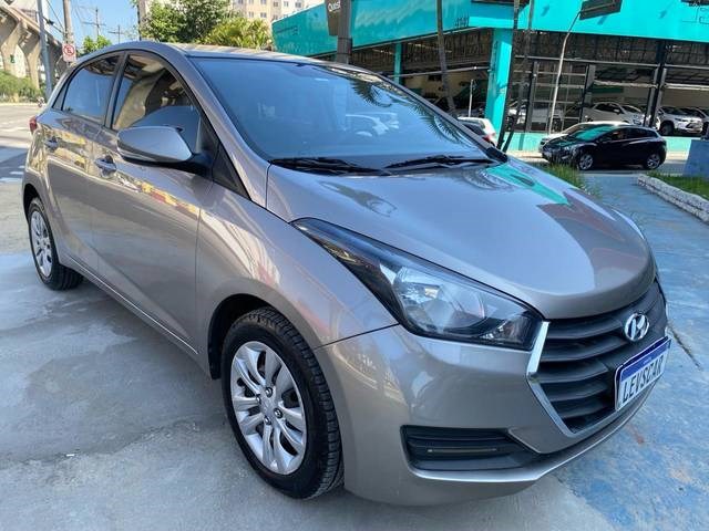 //www.autoline.com.br/carro/hyundai/hb20-16-comfort-plus-16v-flex-4p-automatico/2018/sao-paulo-sp/23512120
