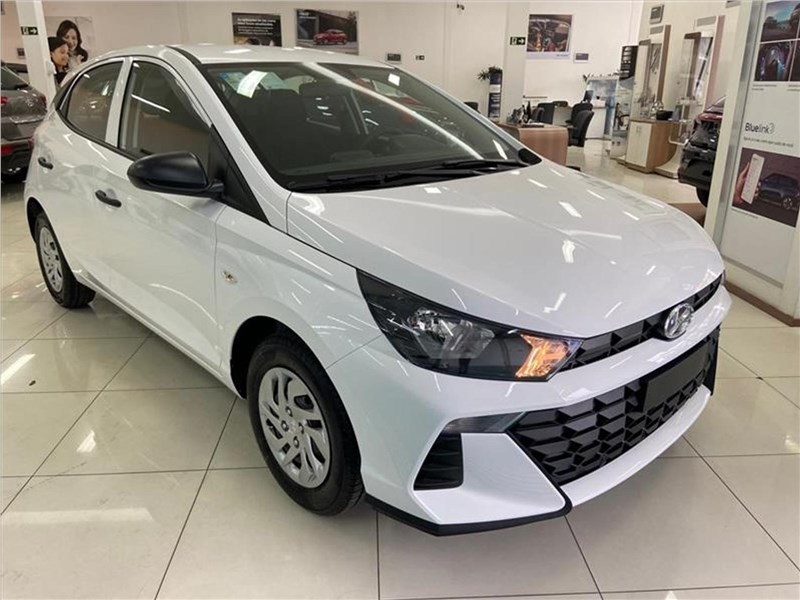 //www.autoline.com.br/carro/hyundai/hb20-10-comfort-12v-flex-4p-manual/2023/sao-paulo-sp/23595526