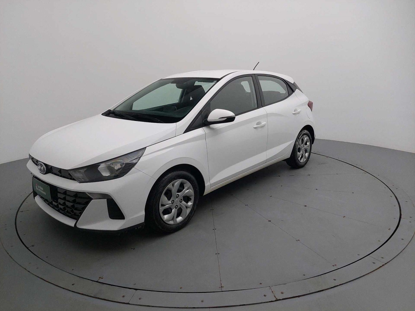 //www.autoline.com.br/carro/hyundai/hb20-10-comfort-12v-flex-4p-manual/2023/goiania-go/23777165