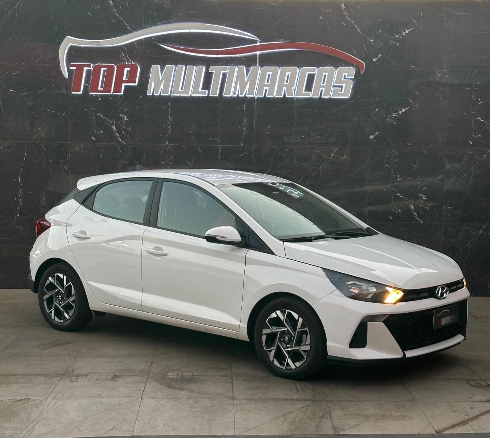 //www.autoline.com.br/carro/hyundai/hb20-10-comfort-12v-flex-4p-turbo-automatico/2023/cuiaba-mt/23815717
