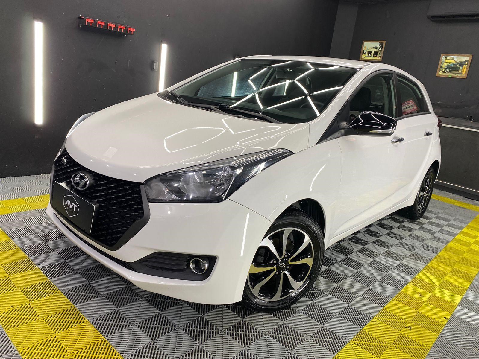 //www.autoline.com.br/carro/hyundai/hb20-16-r-spec-16v-flex-4p-manual/2017/joinville-sc/23994933
