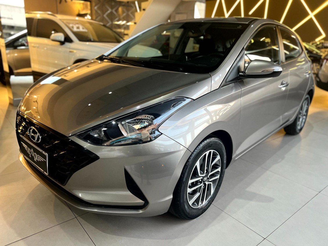 //www.autoline.com.br/carro/hyundai/hb20-10-platinum-12v-flex-4p-turbo-automatico/2022/sao-paulo-sp/24238345