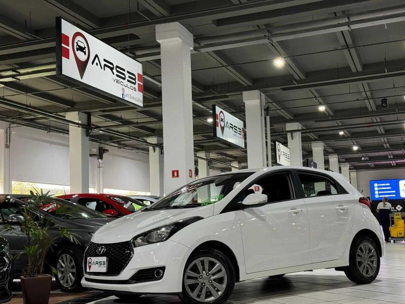 //www.autoline.com.br/carro/hyundai/hb20-10-comfort-plus-12v-flex-4p-manual/2019/sao-paulo-sp/24382989