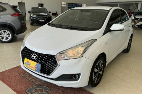 //www.autoline.com.br/carro/hyundai/hb20-16-comfort-plus-16v-flex-4p-automatico/2017/eunapolis-ba/24387370