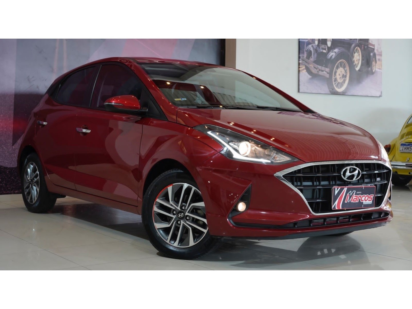 //www.autoline.com.br/carro/hyundai/hb20-10-diamond-12v-flex-4p-turbo-automatico/2020/jaguaquara-ba/24780158