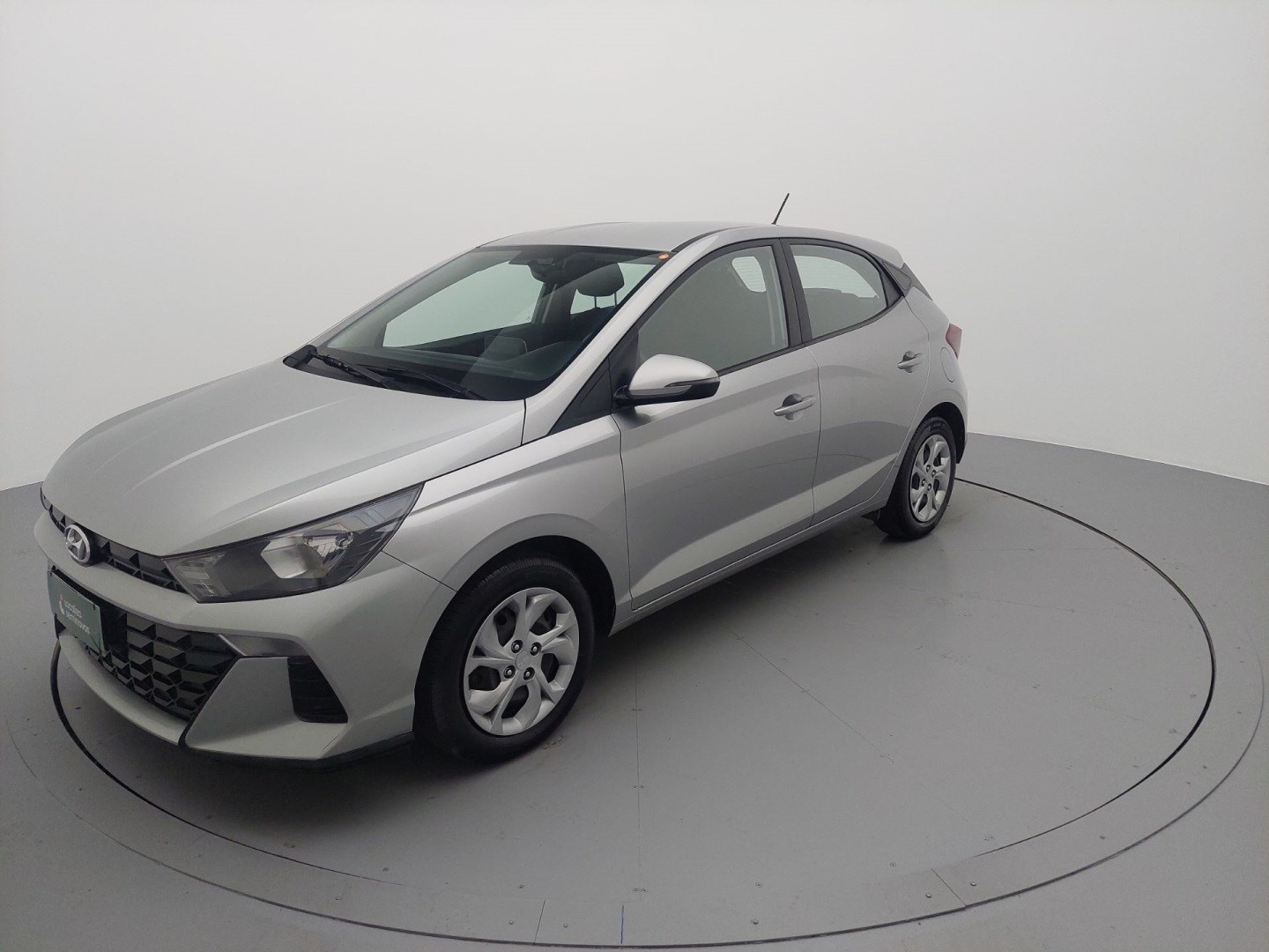 //www.autoline.com.br/carro/hyundai/hb20-10-comfort-12v-flex-4p-manual/2023/sao-paulo-sp/24806619