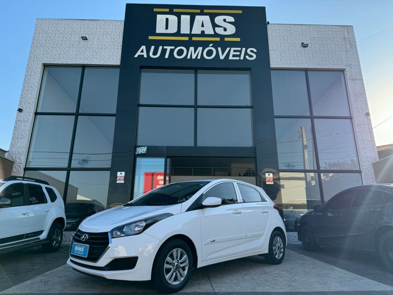 //www.autoline.com.br/carro/hyundai/hb20-10-comfort-plus-12v-flex-4p-manual/2018/santa-barbara-doeste-sp/24822399