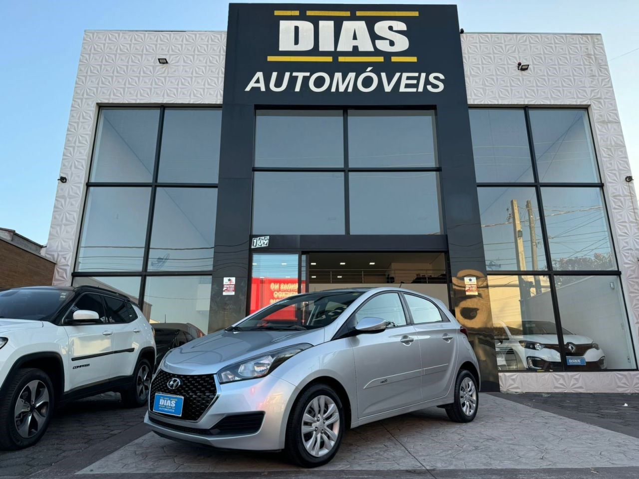 //www.autoline.com.br/carro/hyundai/hb20-16-comfort-plus-16v-flex-4p-automatico/2019/santa-barbara-doeste-sp/24838289