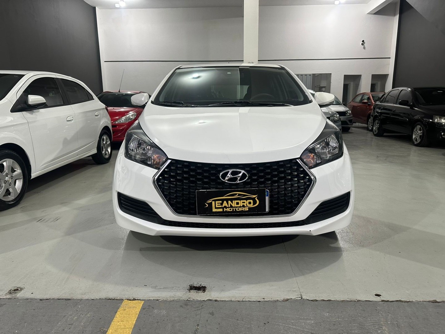 //www.autoline.com.br/carro/hyundai/hb20-10-comfort-plus-12v-flex-4p-manual/2019/campinas-sp/24887558