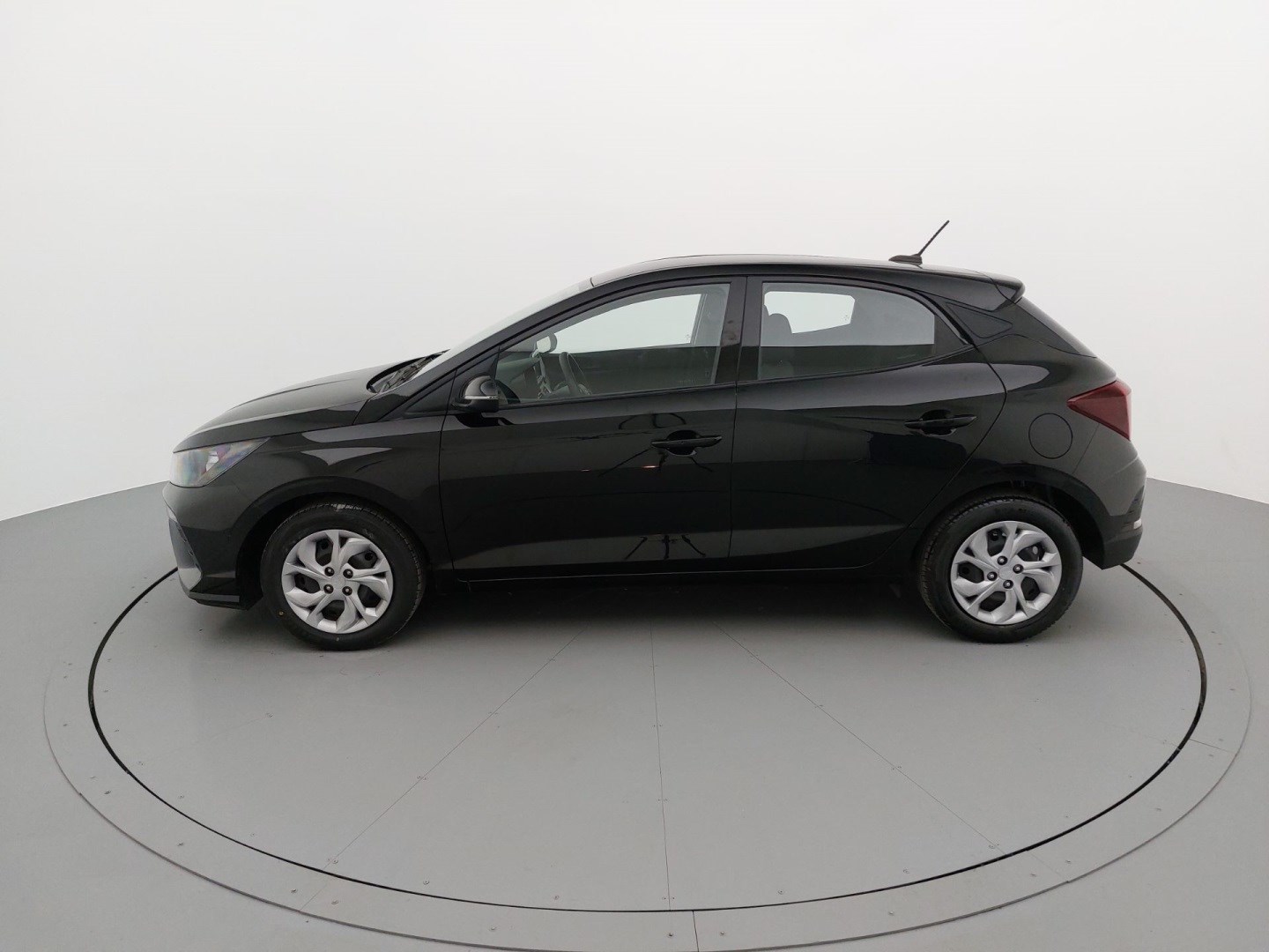 //www.autoline.com.br/carro/hyundai/hb20-10-comfort-12v-flex-4p-manual/2023/sao-paulo-sp/24955695