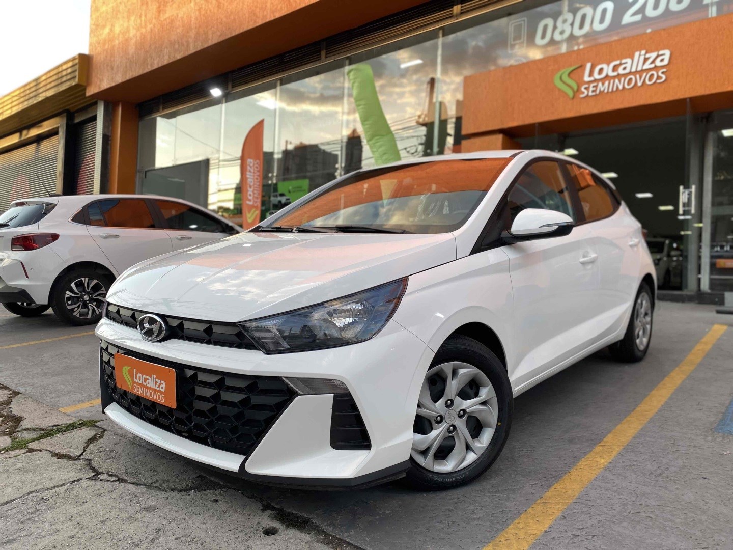 //www.autoline.com.br/carro/hyundai/hb20-10-comfort-12v-flex-4p-manual/2024/sao-paulo-sp/24973817