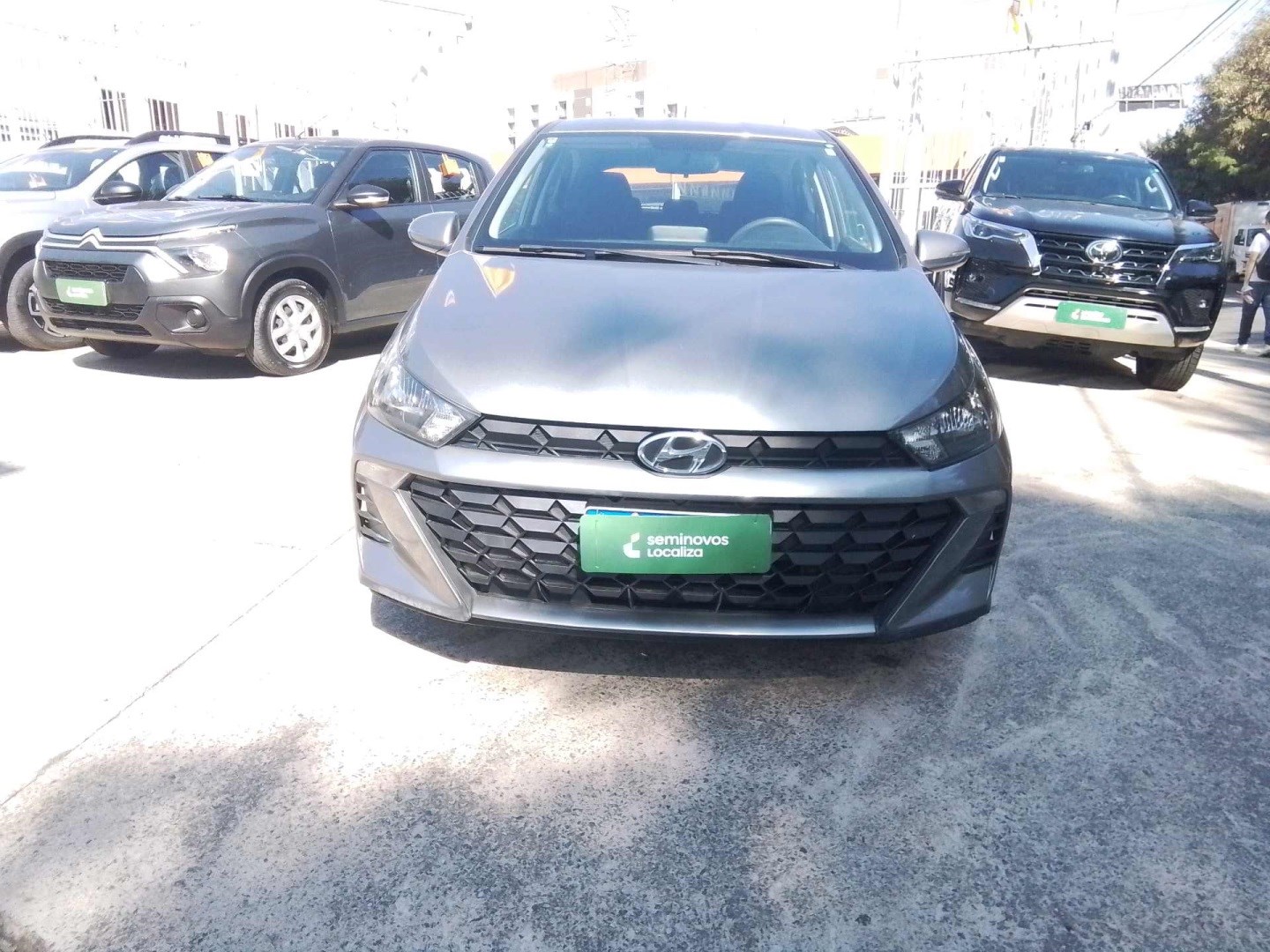 //www.autoline.com.br/carro/hyundai/hb20-10-comfort-12v-flex-4p-manual/2023/sao-paulo-sp/24980320