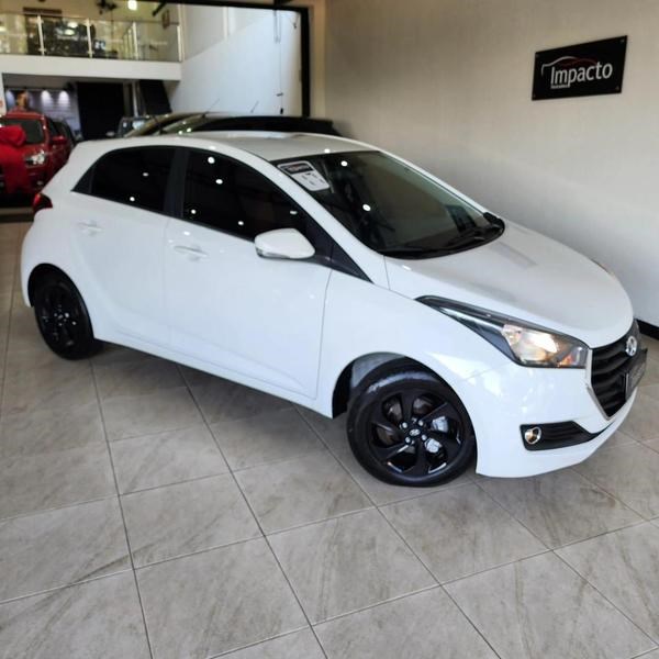 //www.autoline.com.br/carro/hyundai/hb20-10-turbo-comfort-style-12v-flex-4p-manual/2017/viamao-rs/24986975